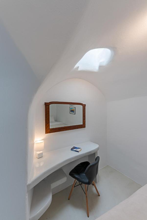 Villa Crown Of Fira à Firostefani Extérieur photo