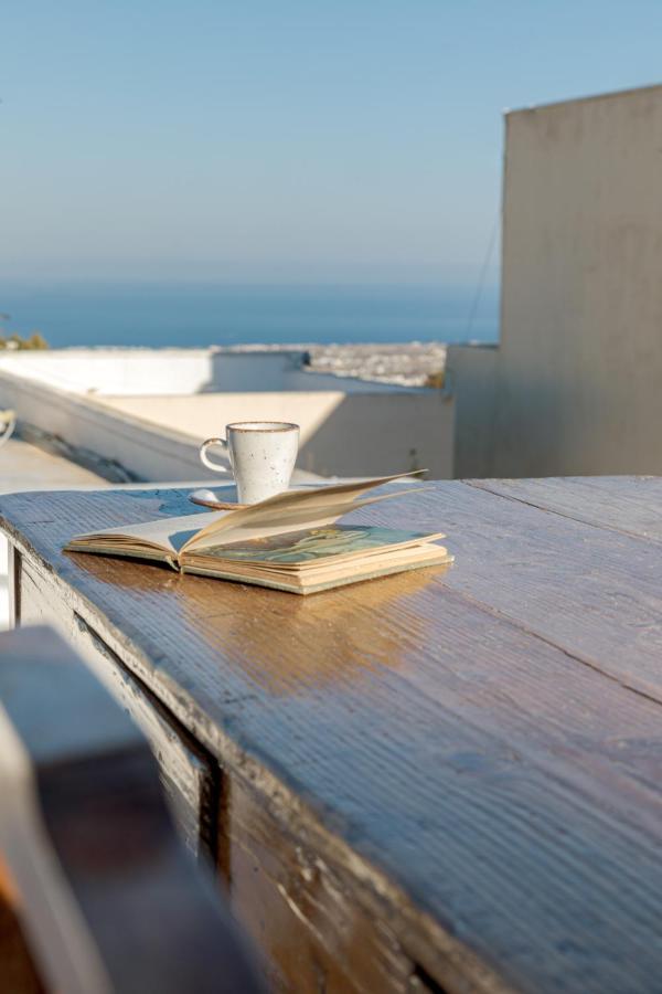 Villa Crown Of Fira à Firostefani Extérieur photo